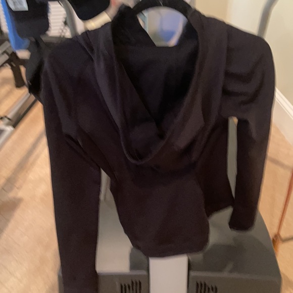 LuLulemon jacket - Picture 2 of 4